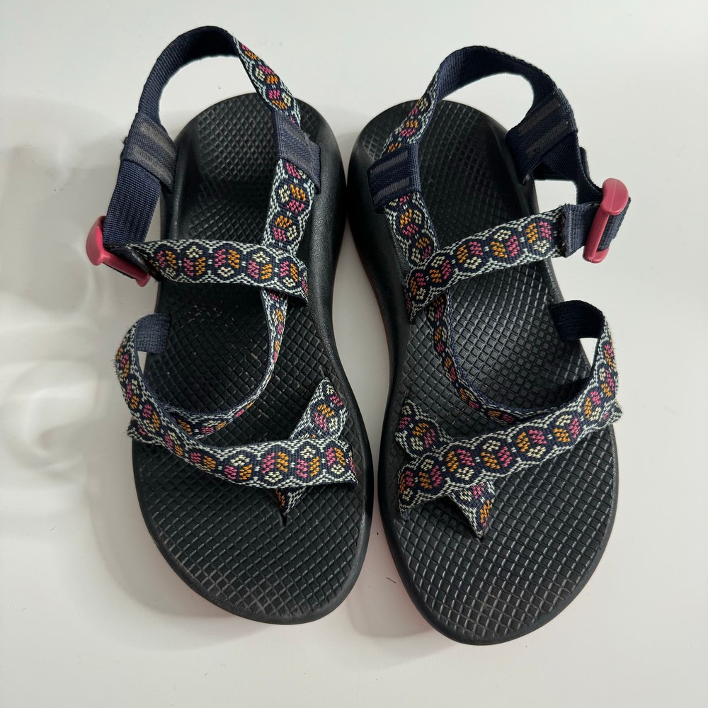 CHACO Navy Pink Z 2 Classic Sandals Women's 8